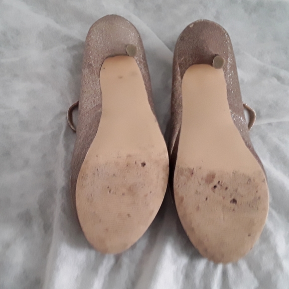 Steve Madden Gold Glitter High Heels - Picture 2 of 8